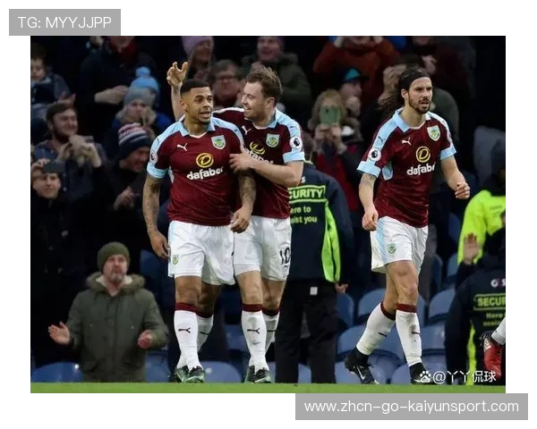 桑德兰3比0轻取伯恩利，塔利比起脚挂死角